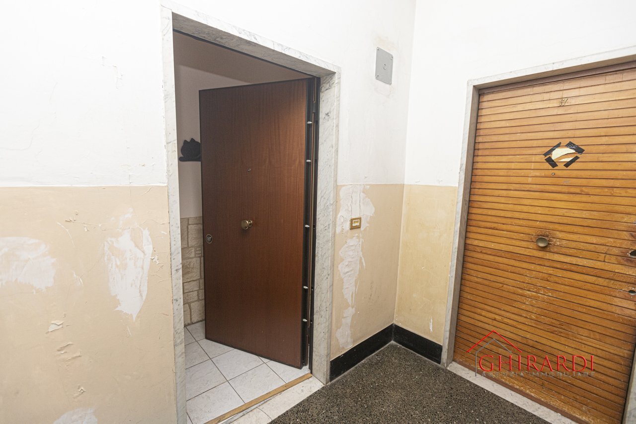 1.0 ingresso.jpg - Quadrilocale VIA S. M. COSTA  26, Genova - foto 2