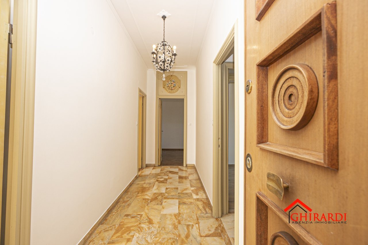 1.0 ingresso.jpg - Apartment VIA MARTIRI DELLA LIBERTA' 1, Genova (neighborhood Pegli) - photo 2