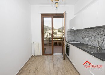 2.2 cucina.jpg - Apartment VIA MARTIRI DELLA LIBERTA' 1, Genova (neighborhood Pegli) - photo 7