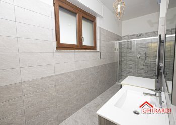6.1 bagno.jpg - Apartment VIA MARTIRI DELLA LIBERTA' 1, Genova (neighborhood Pegli) - photo 21