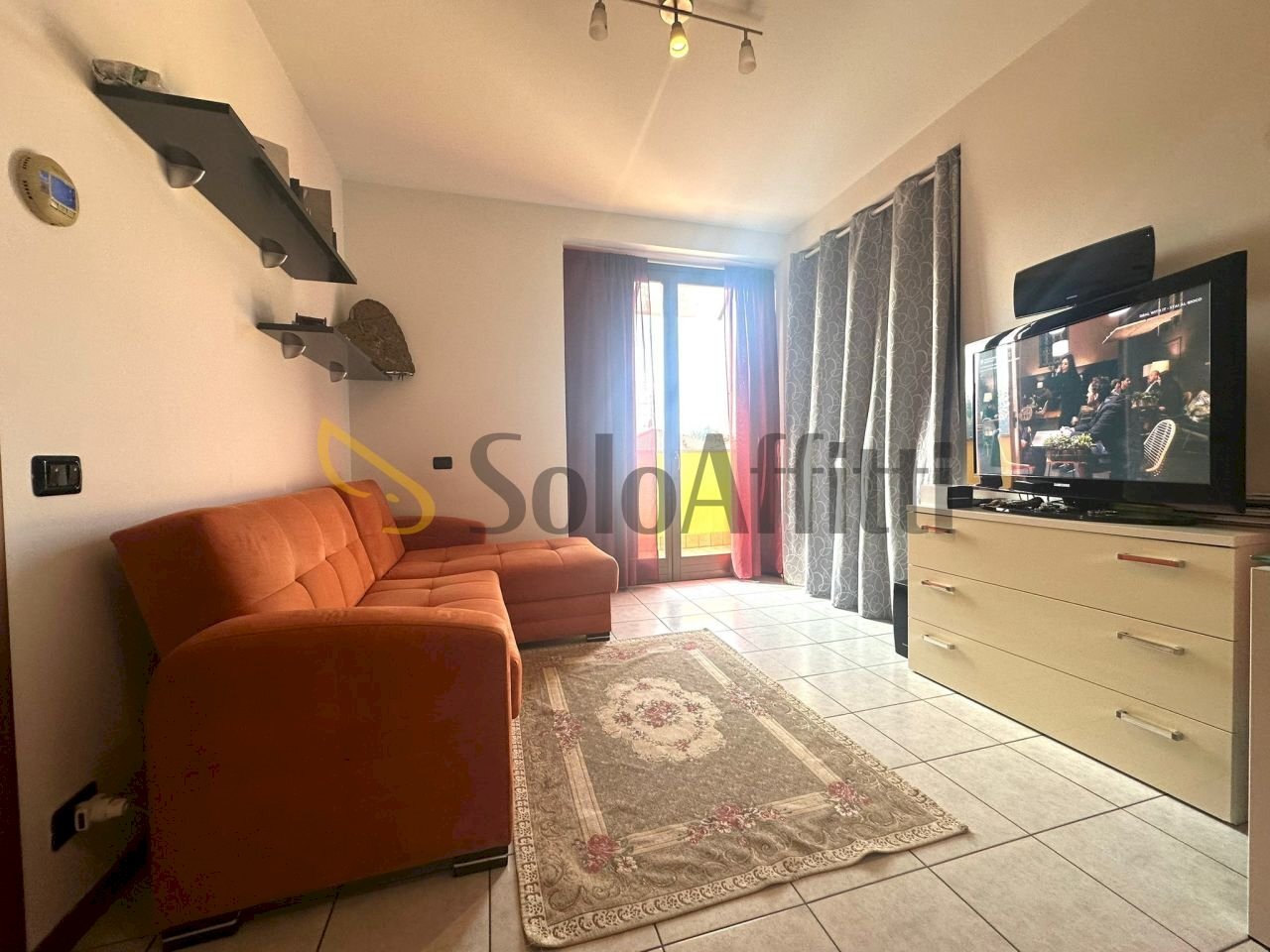 2.jpg - One-room apartment Via San Carlo, Cesano Maderno - photo 3