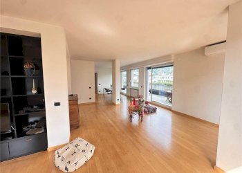 Attic VIA SANT'ELIA 7, Como - photo 2