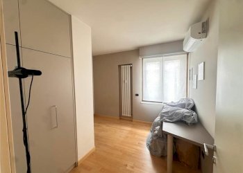Attic VIA SANT'ELIA 7, Como - photo 14