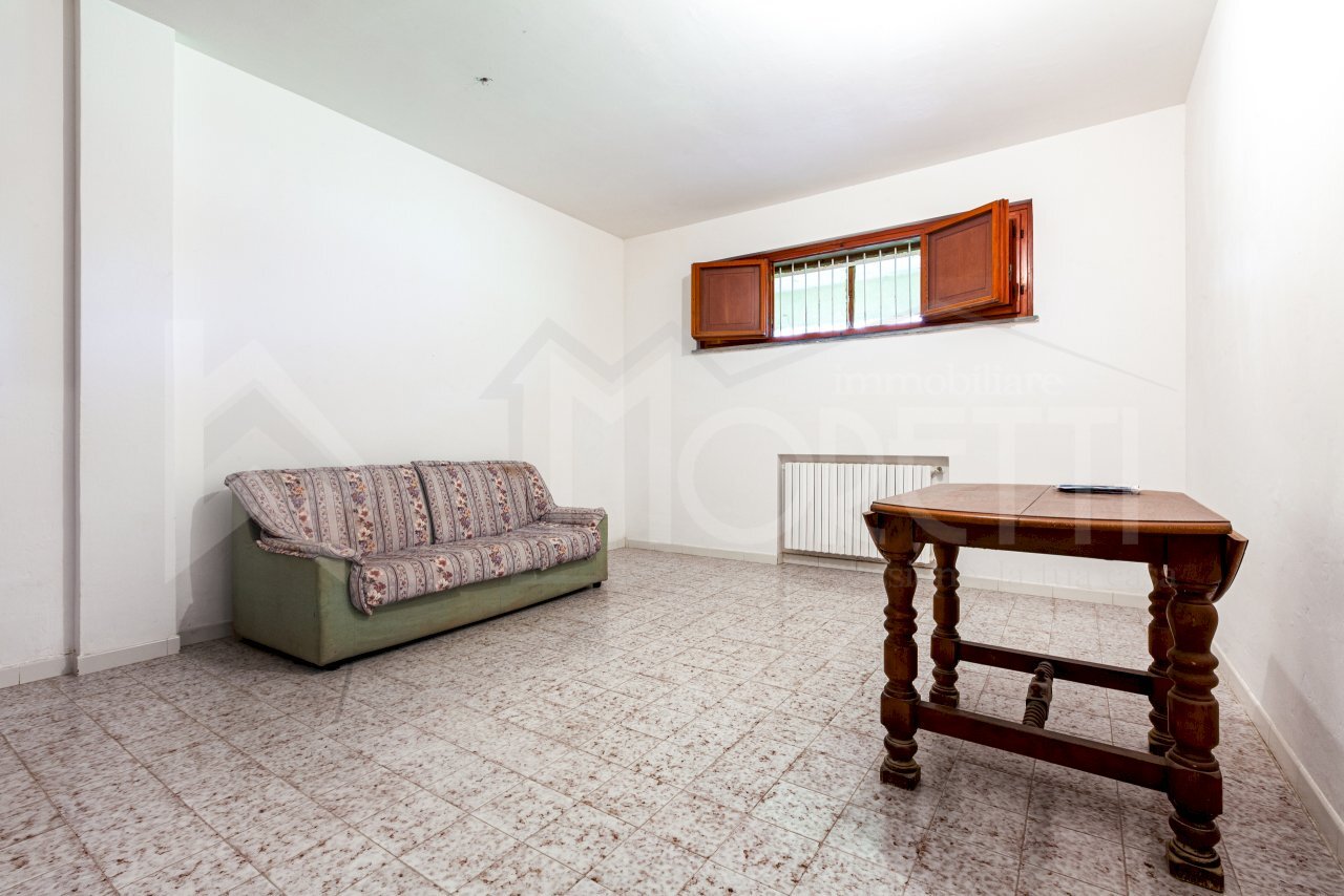 sala - Four-room apartment Viale Amerigo Vespucci, Livorno - photo 2