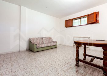 sala - Four-room apartment Viale Amerigo Vespucci, Livorno - photo 3