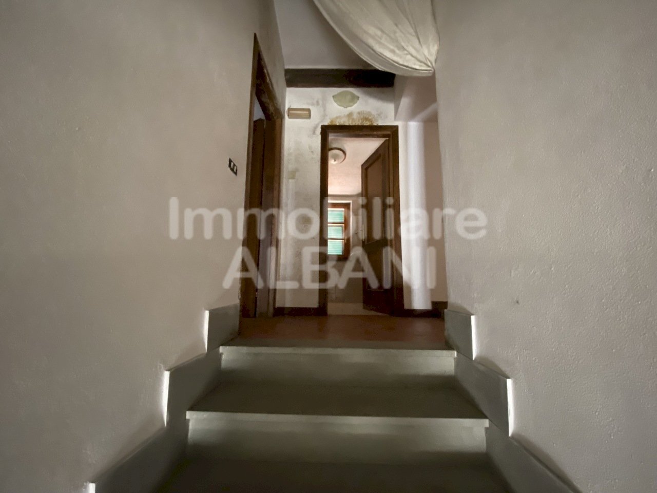 IN315_VENDITA_ APPARTAMENTO_CESERANO_GIARDINO_BALC - Casa indipendente Fivizzano - foto 2