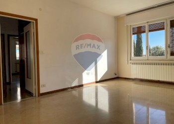 Three-room apartment Spotorno, SV, Spotorno - photo 6