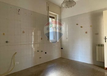 Three-room apartment Spotorno, SV, Spotorno - photo 7