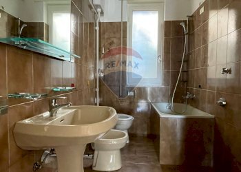 Three-room apartment Spotorno, SV, Spotorno - photo 10