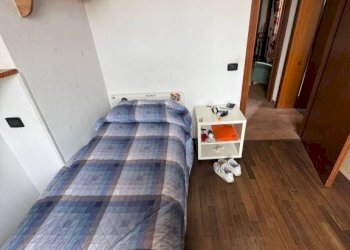 Camera da letto - Terreno non edificabile via Pelagio Palagi, 6, Bologna (zona Massarenti) - foto 1
