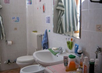 IMG_1607.JPG - Four-room apartment via nicolo dall'arca 2, Bologna (neighborhood Bolognina) - photo 11