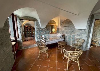 700_M_70010_imm.jpg - Appartamento Borgata Novelli, Prelà - foto 1