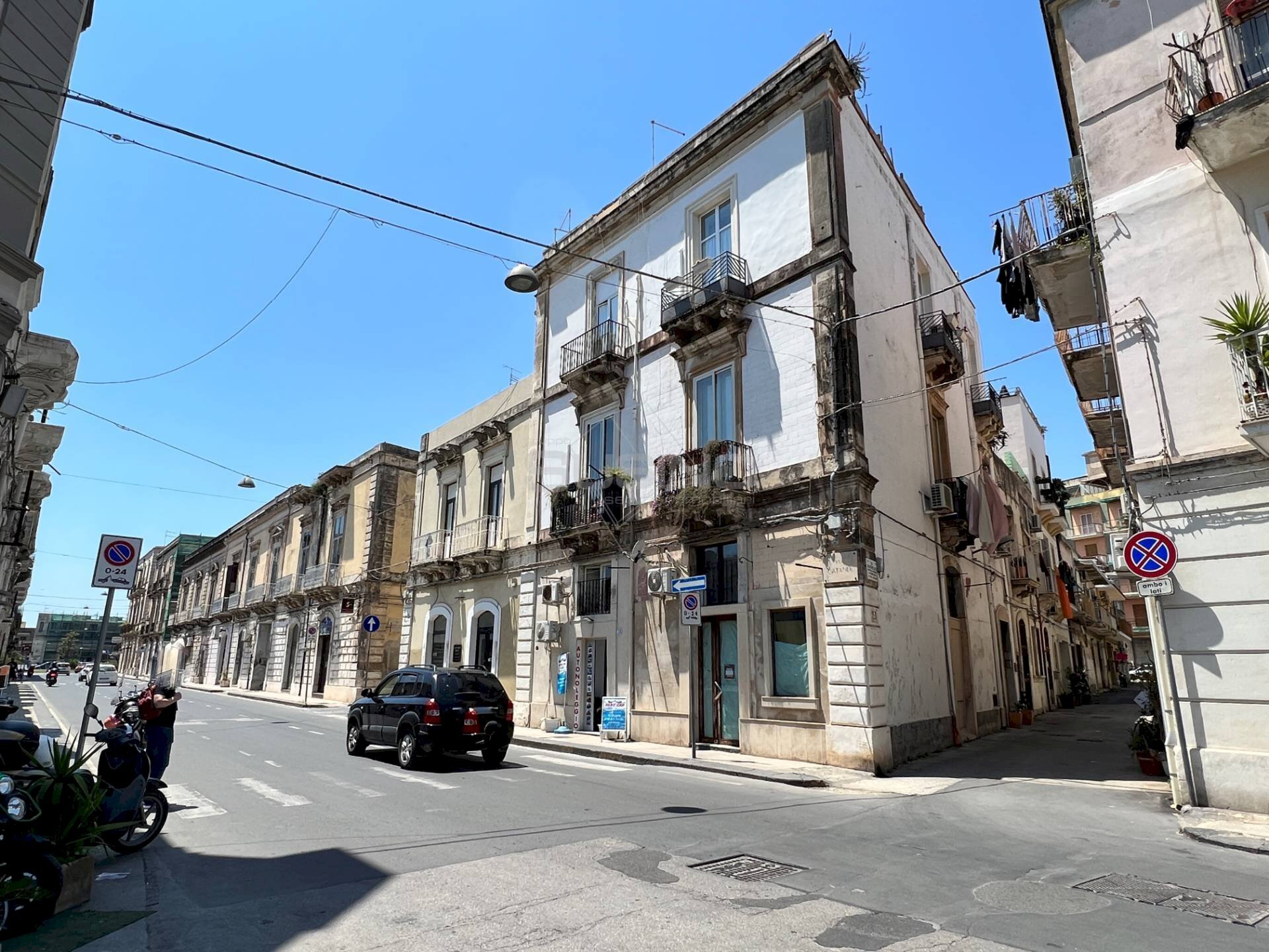Locale Commerciale VIA CATANIA, Siracusa - foto 1