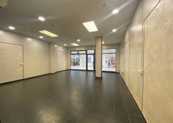 locale commerciale - Negozio via del Porto, 21, Carmagnola - foto 17