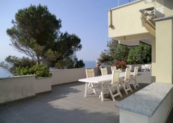 Trilocale via Helvetia, Varazze - foto 1