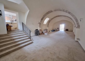 Office piazzetta Alferi, L'Aquila - photo 1