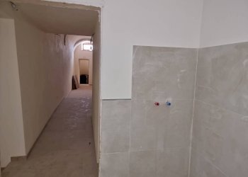 Office piazzetta Alferi, L'Aquila - photo 12