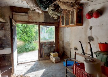 3.jpg - Magazzino Pontassieve - foto 3