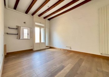 Camera da letto - Three-room apartment via Tortona, 12, Milano (neighborhood Porta Genova) - photo 9