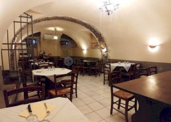 03.jpg - Locale Commerciale Via del Carmine 7, Sarzana - foto 3