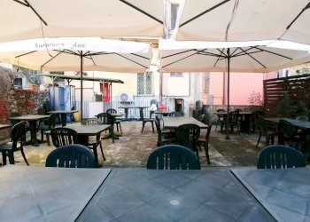 16.jpg - Locale Commerciale Via del Carmine 7, Sarzana - foto 15