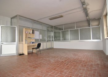 AREA UFFICI - Capannone Collesalvetti - foto 15