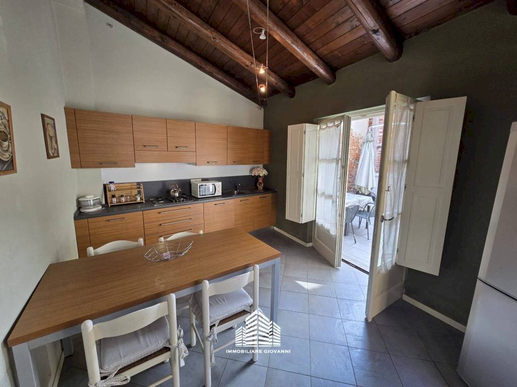 Cucina - Bilocale via Carlo Alberto, Bra - foto 1