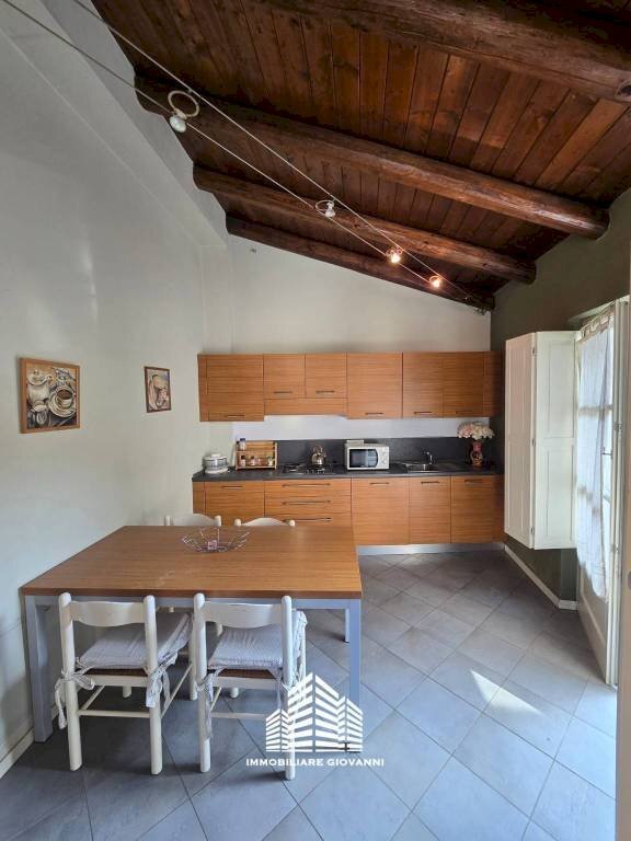 Cucina - Bilocale via Carlo Alberto, Bra - foto 2
