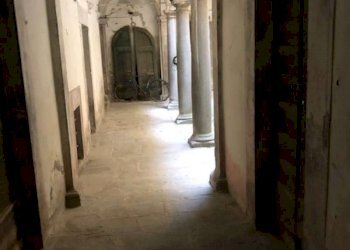 appartamento con terrazzo fivizzano centro piazza  - Appartamento piazza Vittorio Emanuele, Fivizzano - foto 14