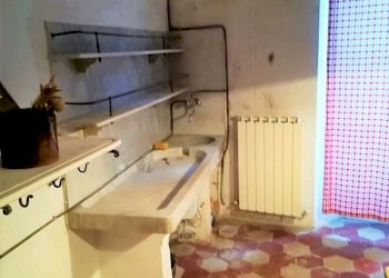 whatsapp image 2023-01-24 at 10.32.54 (2) - Appartamento piazza Vittorio Emanuele, Fivizzano - foto 11