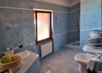 Villa via Miraflores, L'Aquila - foto 11