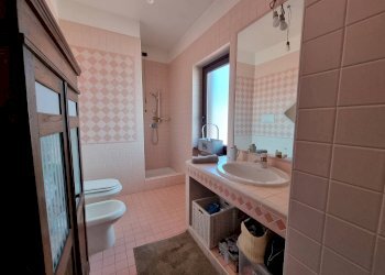 Villa via Miraflores, L'Aquila - foto 12