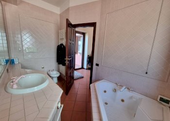 Villa via Miraflores, L'Aquila - foto 13