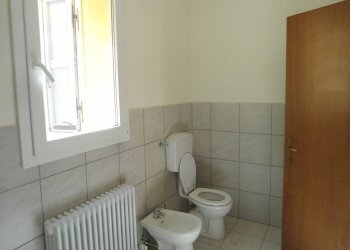BAGNO - Two-room apartment via Borgo, Minerbio - photo 9