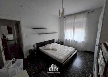 Camera da letto - Three-room apartment via Mendicità Istruita, 31, Bra - photo 1