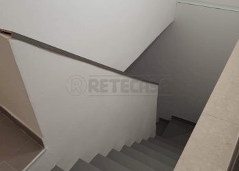 11_Scala (FILEminimizer).jpg - Terraced Villa Bondeno - photo 11