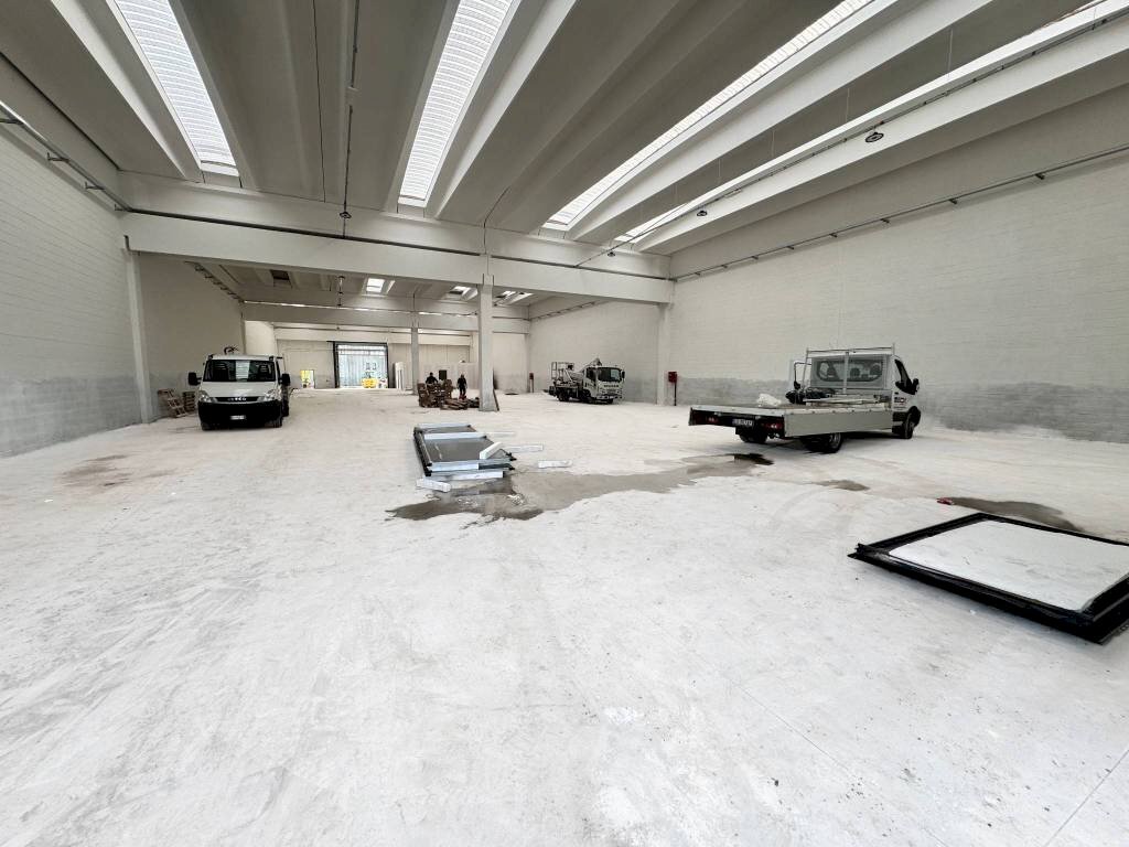 Interno non residenziale - Capannone Sp della Valle Brembana, Dalmine - foto 2