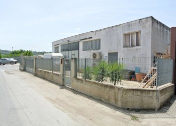 Capannone VIA MASCAGNI, Montesilvano - foto 1