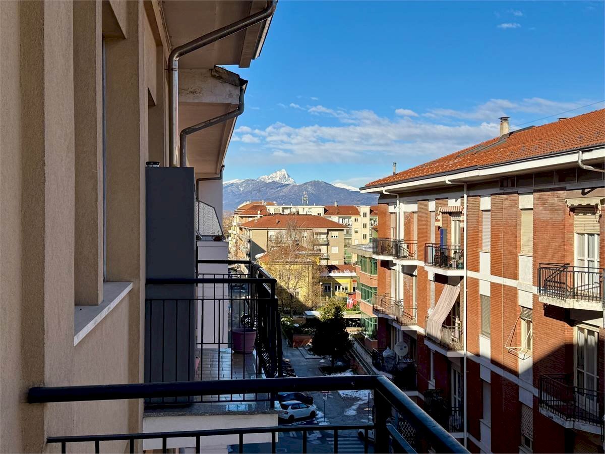 Trilocale Via Ascanio Sobrero 3, Cuneo (zona Centro) - foto 3