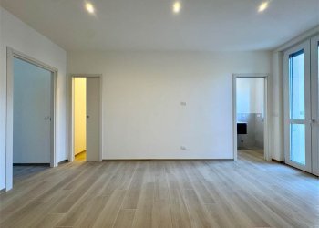 Trilocale Via Ascanio Sobrero 3, Cuneo (zona Centro) - foto 8