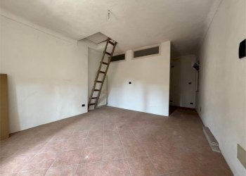 Stabile - Palazzo via cadorna 4, Busca - foto 25