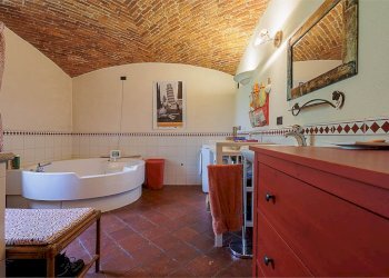 Rustic via torino 210, hamlet Madonna dell'Olmo, Cuneo - photo 13