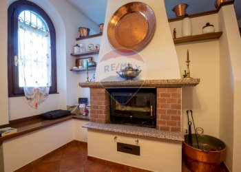 Villa Via Dante Alighieri, 55 
 Sale, Sale - foto 16