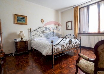 Villa Via Dante Alighieri, 55 
 Sale, Sale - foto 21