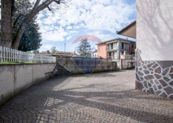 Villa Via Dante Alighieri, 55 
 Sale, Sale - foto 29