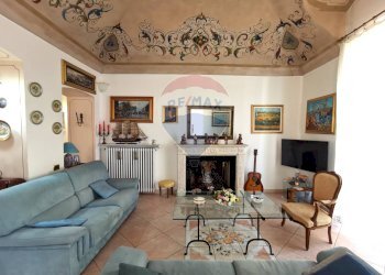 Bilocale Via Giovanni Plana 
 Centro-P.tta della Lega, Alessandria, Alessandria - foto 1