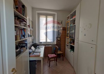 Bilocale Via Giovanni Plana 
 Centro-P.tta della Lega, Alessandria, Alessandria - foto 11