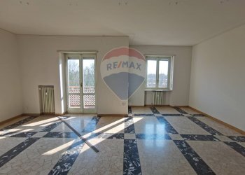 Trilocale Corso Felice Cavallotti 
 Centro-P.zza Garibaldi, Alessandria, Alessandria - foto 2