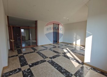 Trilocale Corso Felice Cavallotti 
 Centro-P.zza Garibaldi, Alessandria, Alessandria - foto 6