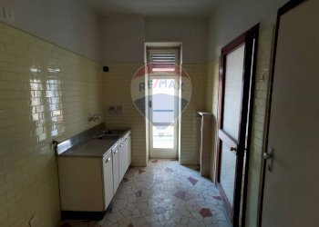 Trilocale Corso Felice Cavallotti 
 Centro-P.zza Garibaldi, Alessandria, Alessandria - foto 11